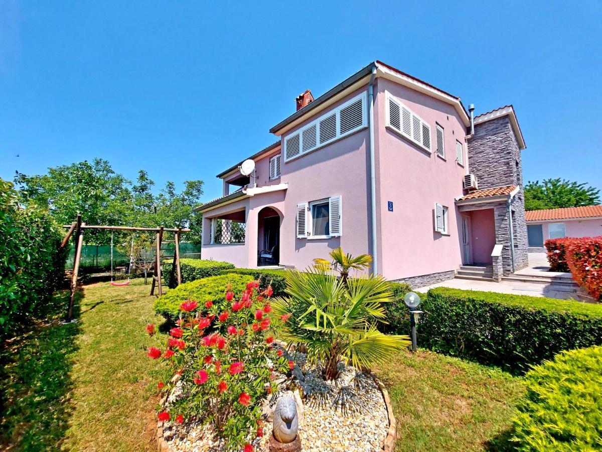 Villa Mattea Galižana Eksteriør bilde