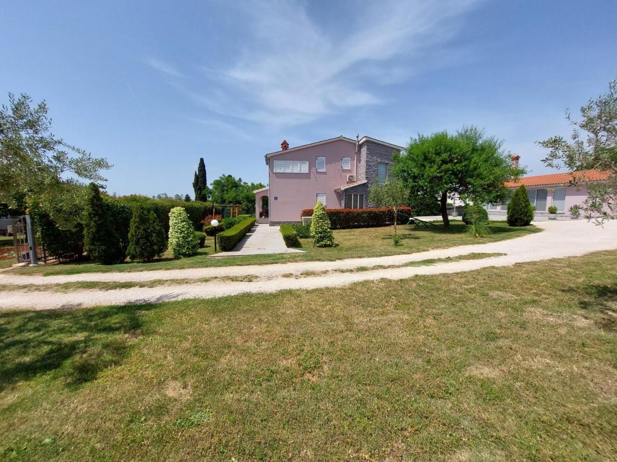 Villa Mattea Galižana Eksteriør bilde